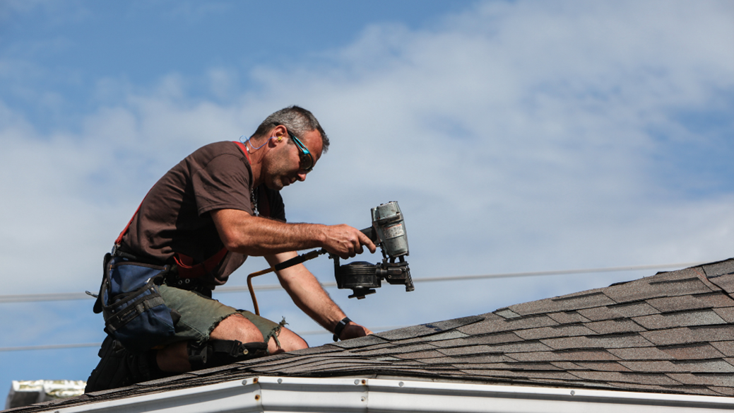 Why You Should Always Hire A Roofer In Panama City Florida Kings Roofing Nwfl Llc Roofing