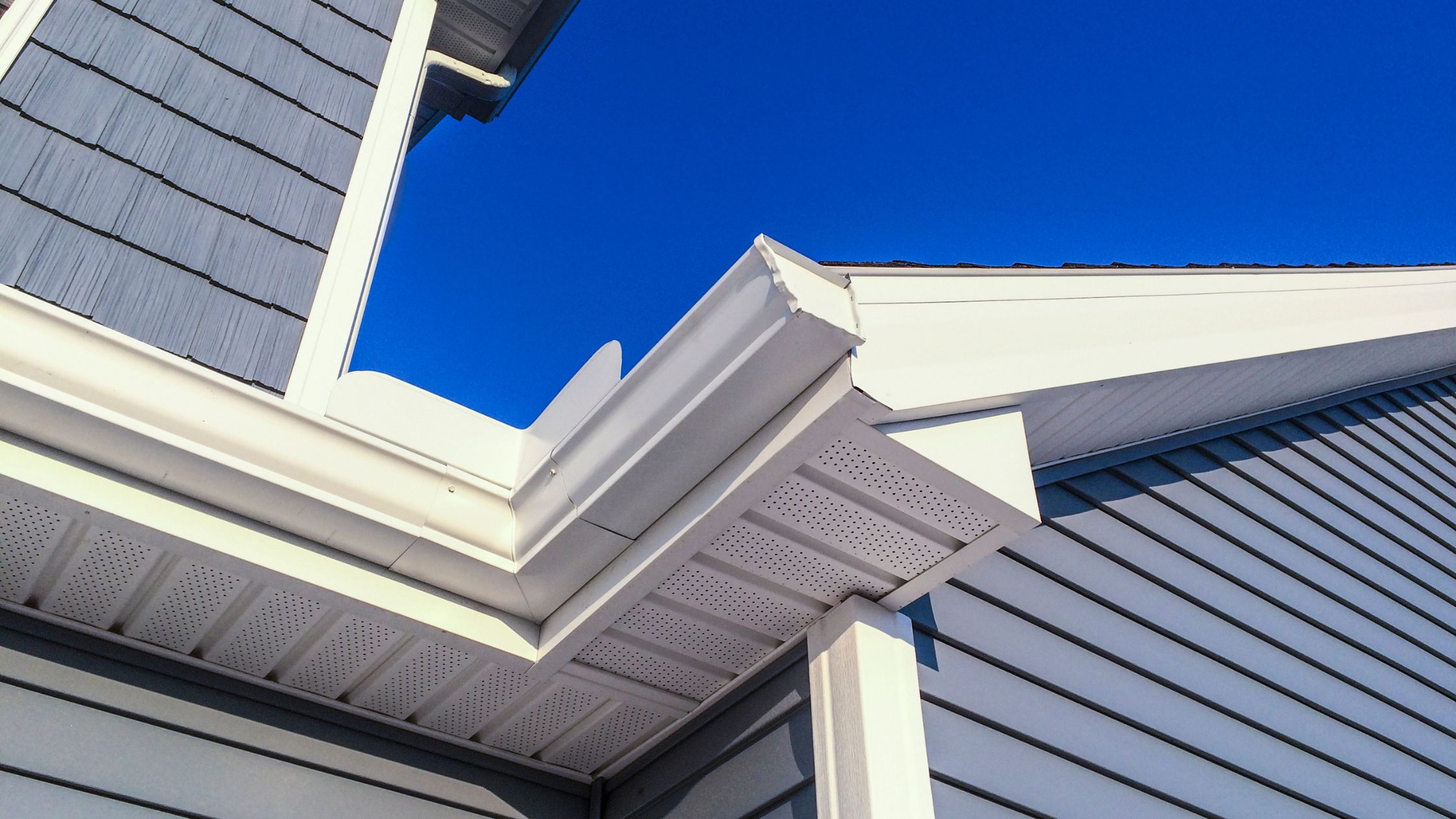 importance of gutters - best roofing company - metal roof contractor - roofer - leading residential and commercial roof repair companies - Pensacola, Panama City, Destin, Port Charlotte, Fort Myers, Sarasota, Punta Gorda, Navarre, Milton, Gulf Breeze, Mary Esther, Lynn Haven, Englewood